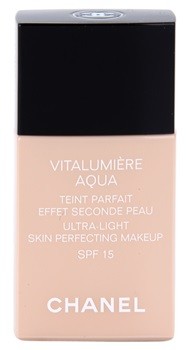 Chanel Vitalumiere Aqua 10 Beige