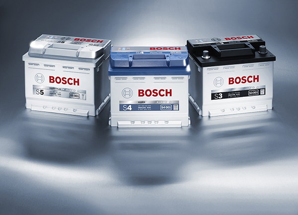 BOSCH SILVER S4 004 60 Ah  540 A P+