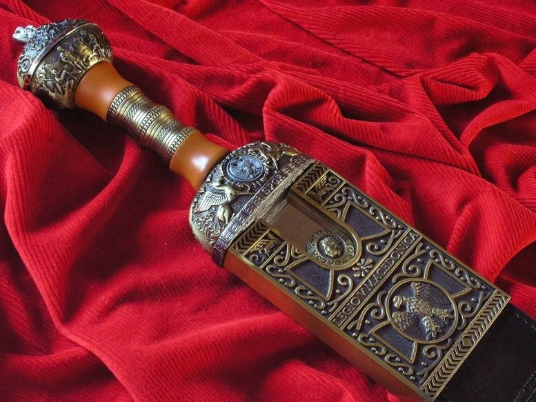 Płatnerze hiszpańscy HISTORYCZNY GLADIUS LEGIONU MACEDOŃSKIEGO Z POCHWĄ