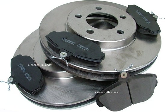 Tarcze hamulcowe przednie oraz klocki Windstar