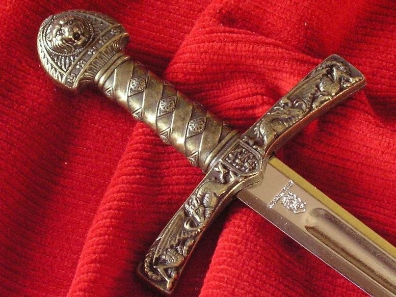 WŁOCHY PRAKTYCZNY NOŻYK DO LISTÓW RYSZARDA LWIE SERCE