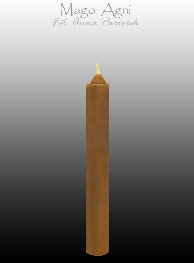 Magoi Agni Brązowa świeca z wosku 9x1,2cm drim06