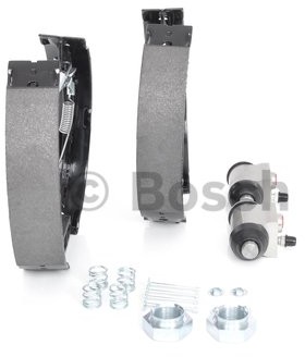 BOSCH KIT SUPERPRO, zestaw szczek hamulcowych + cylinderek hamulca koła zamontowany z tyłu, 0 204 114 605 0204114605