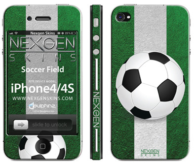 Nexgen Skins Zestaw skórek na obudowę z efektem 3D iPhone 4/4S On the Field 3D) IP40026