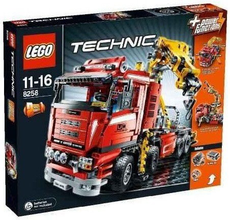LEGO Ciężarówka z dźwigiem 8258