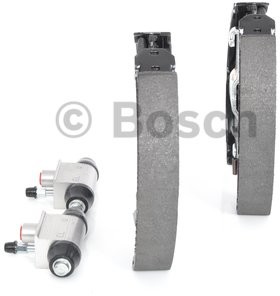 BOSCH KIT SUPERPRO, zestaw szczek hamulcowych + cylinderek hamulca koła zamontowany z tyłu, 0 204 114 664 0204114664
