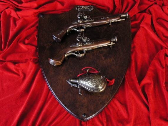 WŁOCHY TABLO 2 PISTOLETY SKAŁKOWE I PROCHOWNICA Z XVIIw