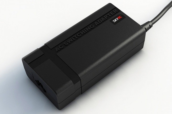 SkyRC Zasilacz Adapter Sieciowy 15V / 4A SK-200008