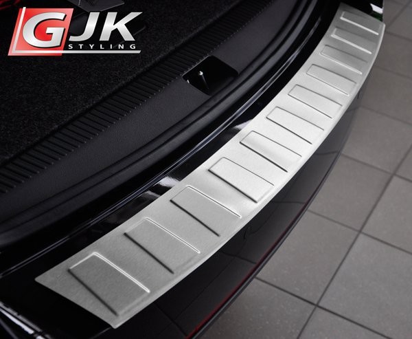 CRONI SKODA FABIA III 5D HATCHBACK od 2014 Nakładka na zderzak TRAPEZ Mat SK11HZ2M