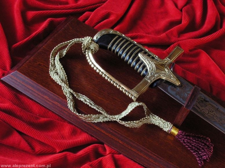 Płatnerze hiszpańscy SZABLA HUSARSKA NA TABLO BÓG HONOR OJCZYZNA