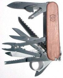 Victorinox Swiss Champ Hardwood 1.6794.69