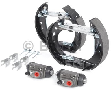 BOSCH KIT SUPERPRO, zestaw szczek hamulcowych + cylinderek hamulca koła zamontowany z tyłu, 0 204 114 641 0204114641