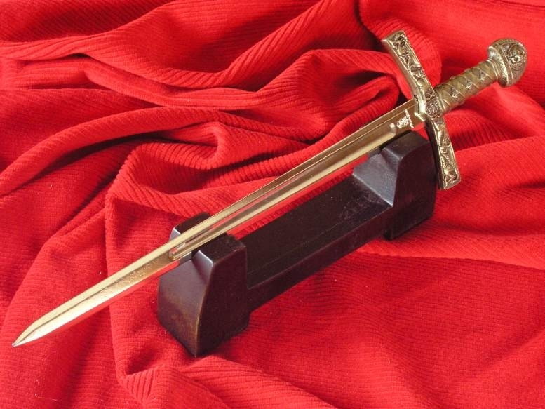 WŁOCHY DREWNIANY STOJAK NA NOŻYKI DO LISTÓW