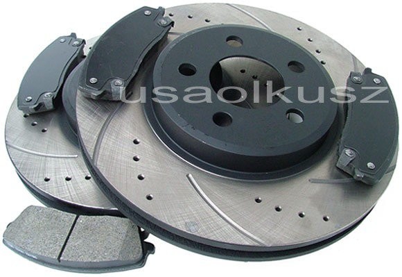 CBK Nawiercane nacinane tarcze hamulcowe przednie 320mm oraz klocki Lancia Thema 2011