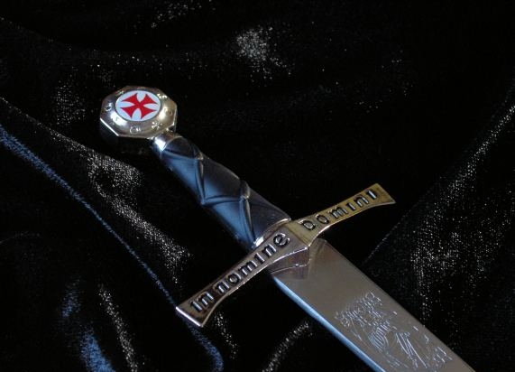 Płatnerze hiszpańscy MINIATURKA HISTORYCZNY Miecz TEMPLARIUSZY
