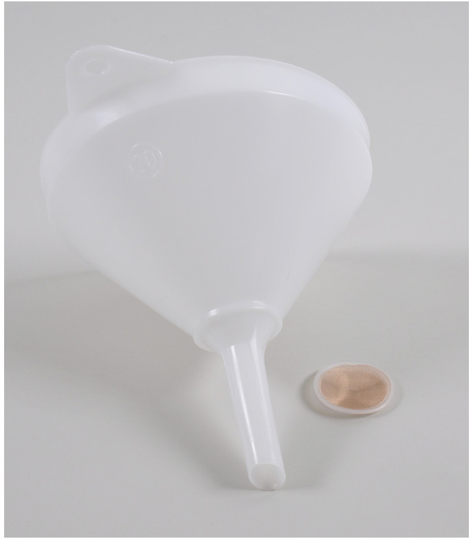 Lejek z tworzywa Hünersdorff 200 mm z sitkiem