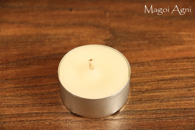 Magoi Agni Tealight - biała świeca z wosku (herbaciarka) drim59