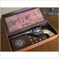 Hiszpania OKAZAŁY COLT PEACE MAKER Z 1873 W PUDLE - NABOJE