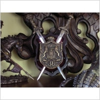 Hiszpania WSPANIAŁA RODOWA PANOPLIA RYCERSKA