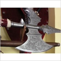 Płatnerze hiszpańscy WIELKA ZDOBIONA Halabarda STAL TOLEDAŃSKA