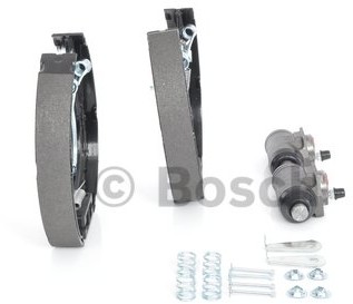 BOSCH KIT SUPERPRO, zestaw szczek hamulcowych + cylinderek hamulca koła zamontowany z tyłu, 0 204 114 640 0204114640