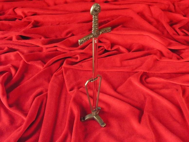 WŁOCHY METALOWY STOJAK NA NOŻYKI DO LISTÓW