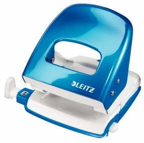 Esselte Dziurkacz LEITZ WOW metalowy 30k metaliczny niebieski ES095-1