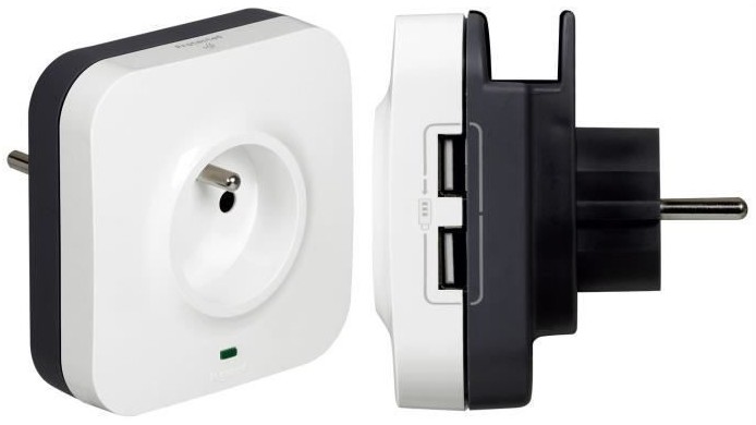 Legrand GNIAZDO 2P+Z Z ŁADOWARKĄ 2xUSB + PRZEWÓD USB-MICRO USB 50671