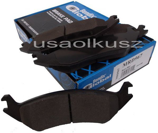 BENDIX GLOBAL Global Tylne klocki hamulcowe BENDIX Dodge Ram 1500 Pickup 5 szpilek 2003-