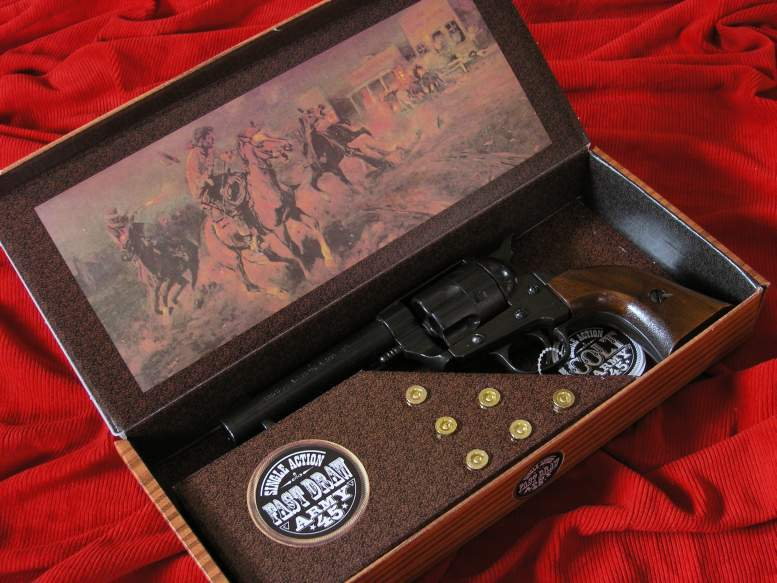 Hiszpania COLT PEACE MAKER 1873r SINGLE ACTION ARMY CAL 45 krótszy czarny drewno