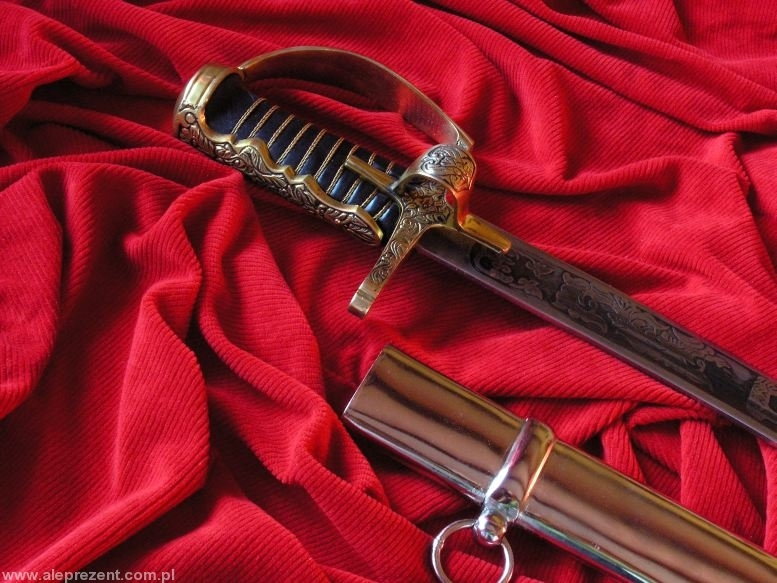 Płatnerze hiszpańscy HISTORYCZNA SZABLA HUSARSKA Z XVII W Z POCHWĄ