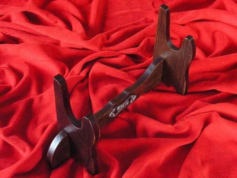 WŁOCHY DREWNIANY STOJAK BRĄZOWY DO REPLIK