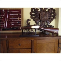 Hiszpania STRZELBA WINCHESTER Z GŁOWĄ BIZONA