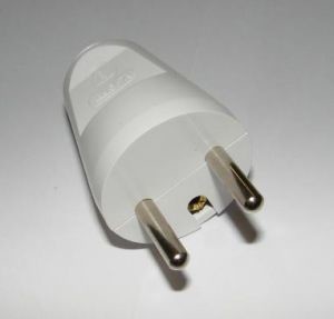 Wtyczka okrągła z uziemieniem