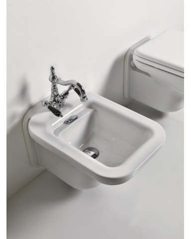 Kerasan Waldorf Biały bidet wiszący 55x37 cm z pierścieniem odpływu w kolorze Br