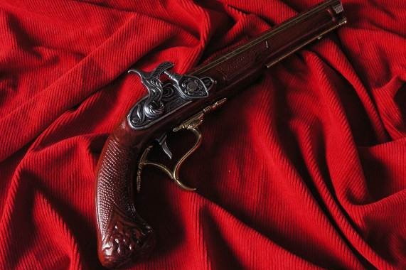 Hiszpania Pistolet FRANCUSKI KAPISZONOWY Z 1781r