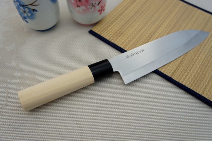 Satake Cutlery Nóż pojedynczy Santoku 17 cm Satake Megumi 801-614