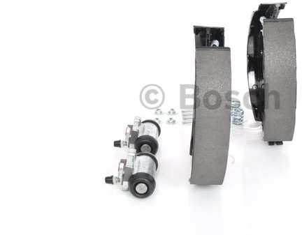 BOSCH KIT SUPERPRO, zestaw szczek hamulcowych + cylinderek hamulca koła zamontowany z tyłu, 0 204 114 156 0204114156