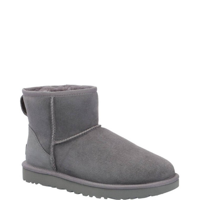 UGG Skórzane śniegowce W Classic Mini II