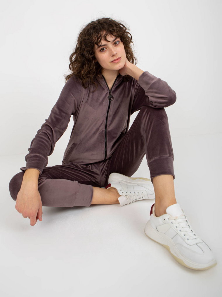 Komplet welurowy ciemny fioletowy casual bluza i spodnie kaptur rękaw długi nogawka ze ściągaczem długość długa kieszenie