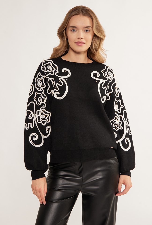 Wiskozowy sweter z wzorem
