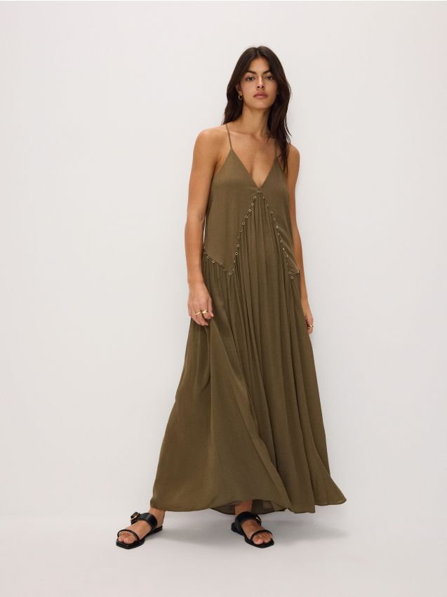 Reserved - Sukienka oversize z ozdobnymi dżetami - oliwkowy