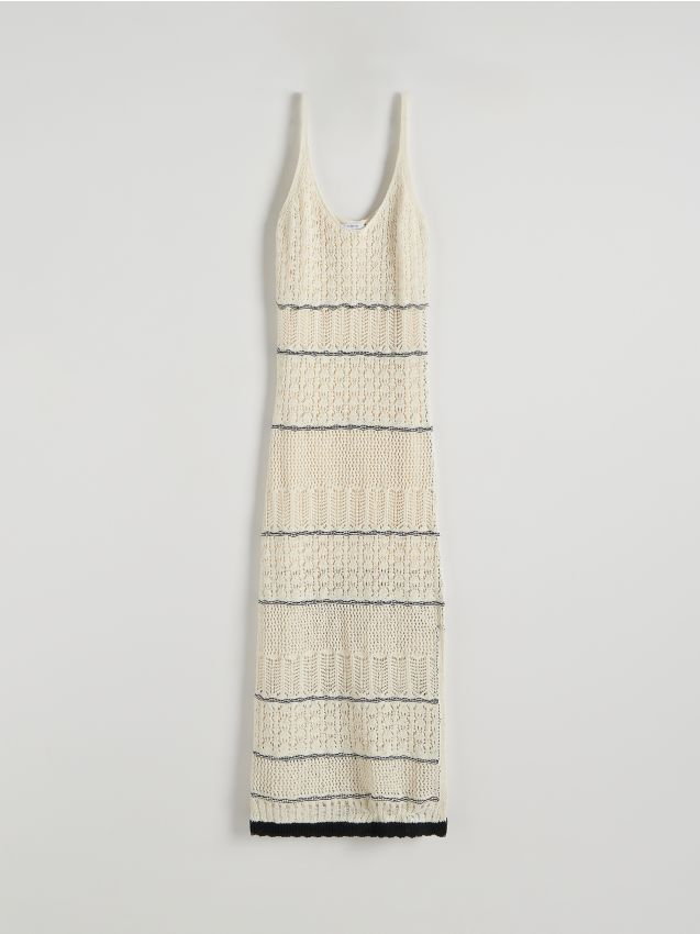 Reserved - Dzianinowa sukienka maxi na ramiączkach - kremowy