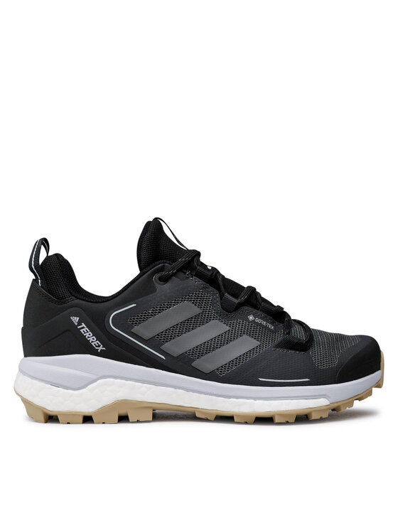 Trekkingi adidas