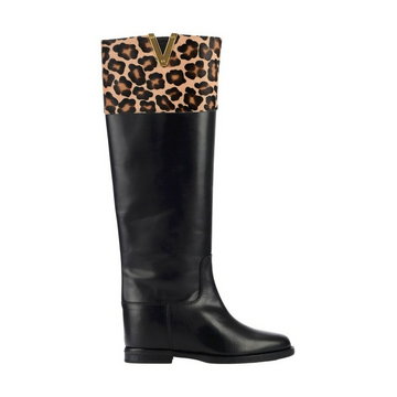Boots with animal details Via Roma 15