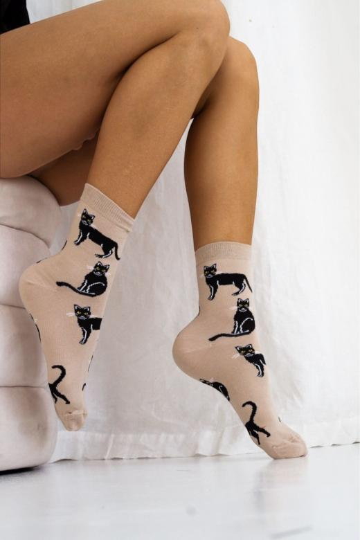 Skarpetki damskie bawełniane z grafiką czarnych kotów Milena