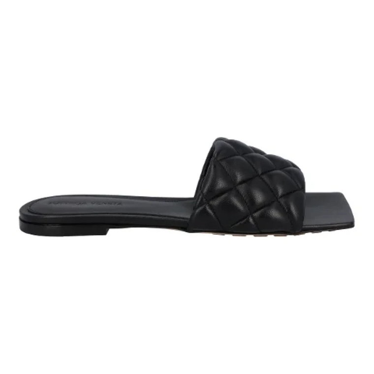 Czarne skórzane płaskie sandały pikowane Bottega Veneta