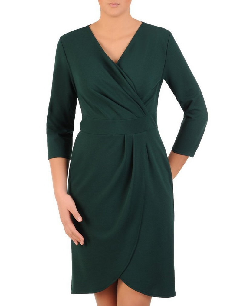 Zielona sukienka z dzianiny, kreacja z kopertowym dekoltem 24096