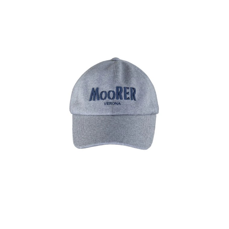 Caps Moorer