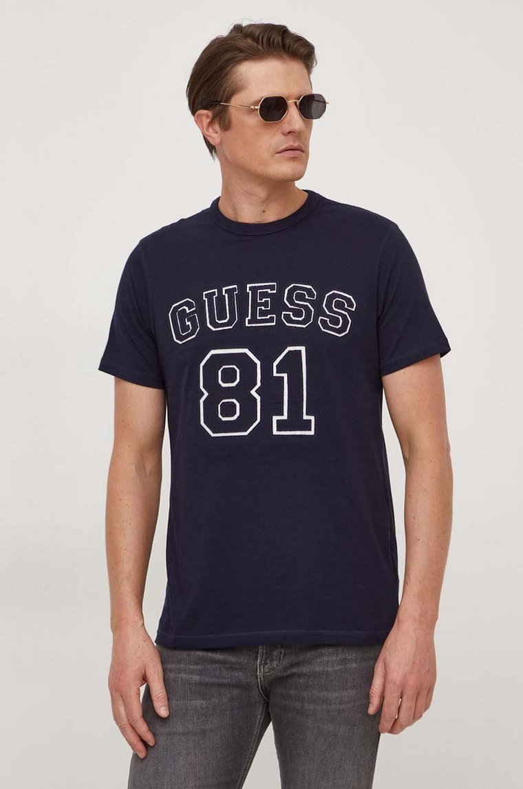 Guess t-shirt bawełniany męski kolor granatowy z aplikacją M4RI22 K8FQ4